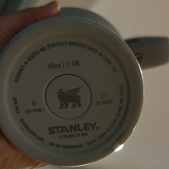 Stanley 40 oz. Quencher H2.0 FlowState Tumbler - Picture 2 of 3